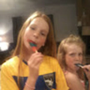 Meet your Posher, Daphne